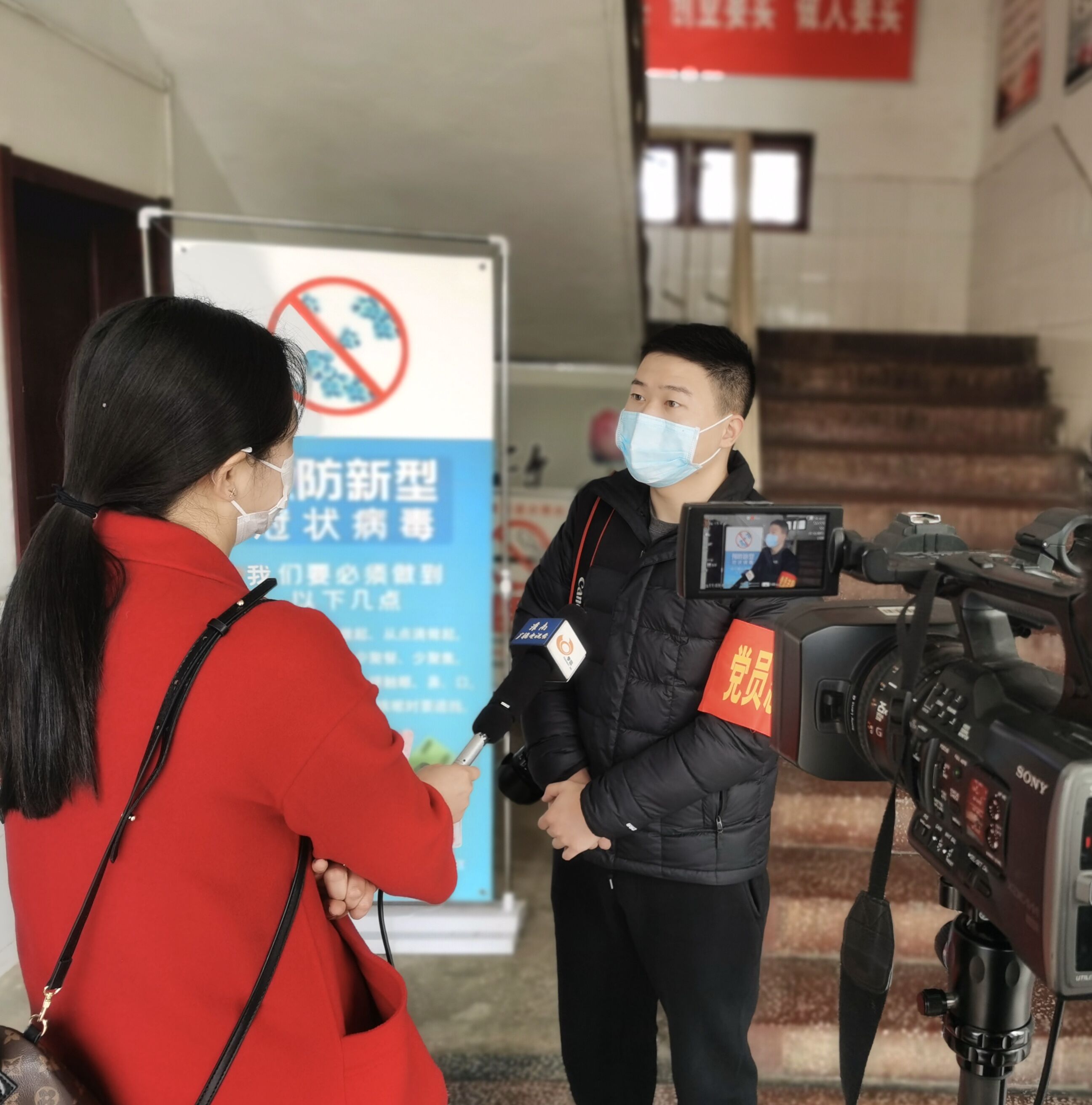 王诚接受电视台采访现场