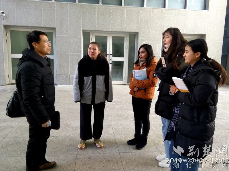 武汉职业技术学院教师吴树堂获评2021年“洪山好人”