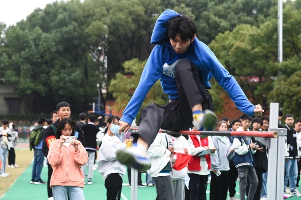 武汉职业技术学院2021年秋季运动会盛大举行